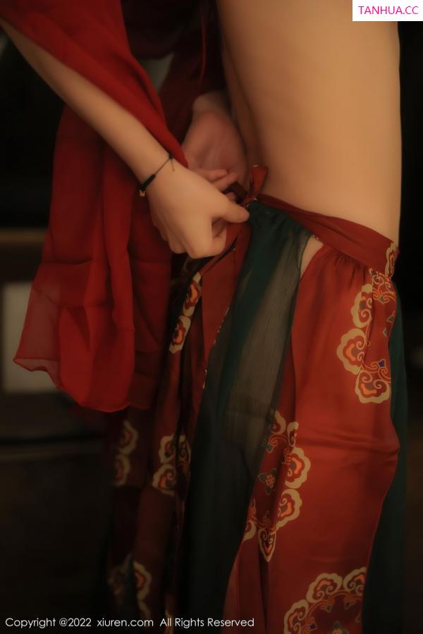 小奶瓶呜呜  [XiuRen]高清写真图 2022.08.25 No.5527 奶瓶第63张图片